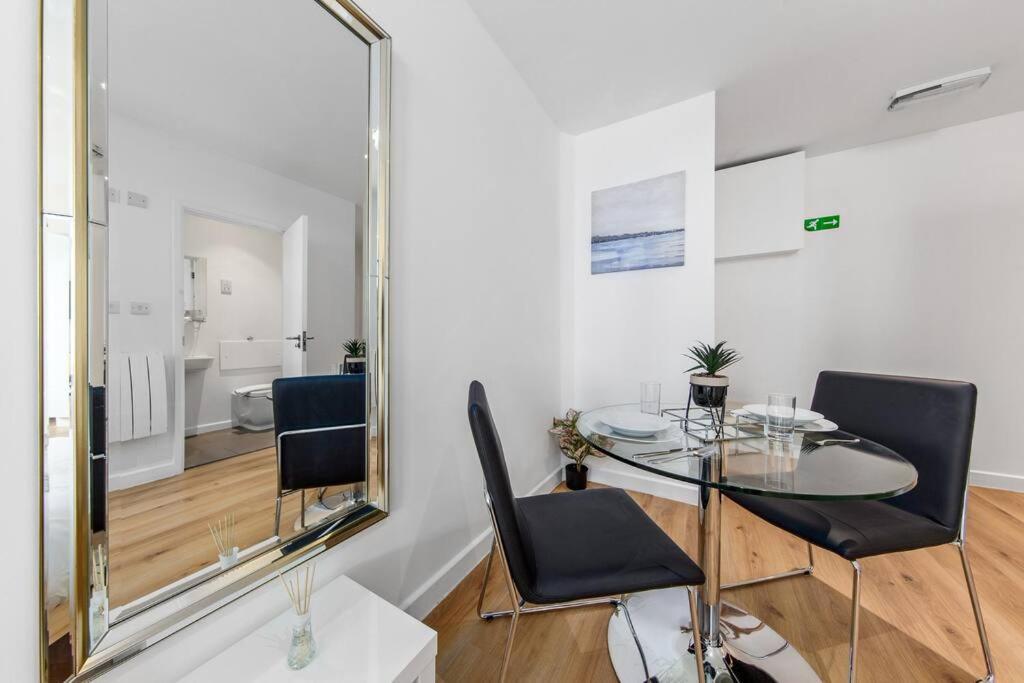Apartmán Stylish Sleep6 Flat At Iconic Piccadilly Circusvr6 Londýn Exteriér fotografie