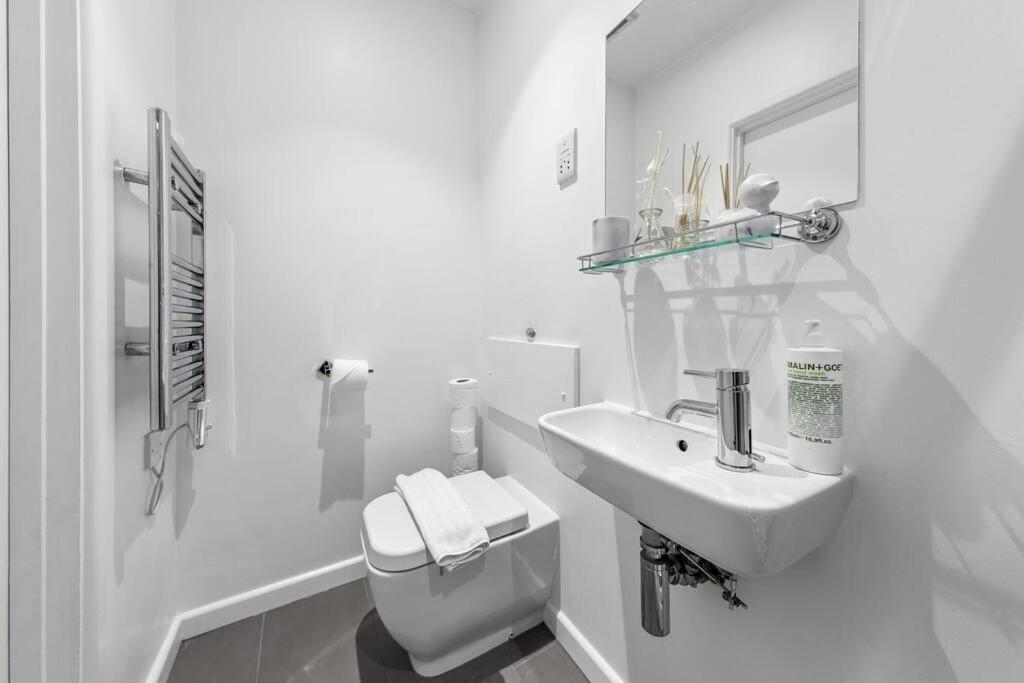 Apartmán Stylish Sleep6 Flat At Iconic Piccadilly Circusvr6 Londýn Exteriér fotografie