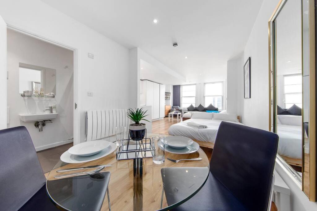 Apartmán Stylish Sleep6 Flat At Iconic Piccadilly Circusvr6 Londýn Exteriér fotografie